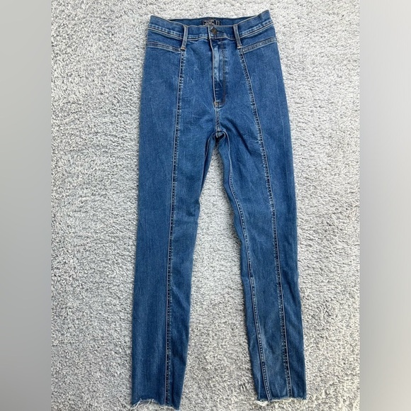 Abercrombie and Fitch Jeans Womens 4 Long Ultra High Rise Super Skinny Ankle Raw - Picture 1 of 3